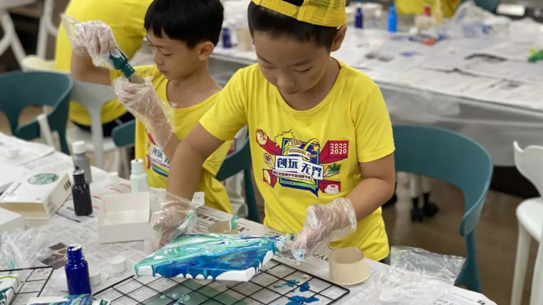 成為創(chuàng)玩無(wú)界的小設(shè)計(jì)師！“順江社區(qū)2020青少年敢創(chuàng)夏令營(yíng)”完滿結(jié)營(yíng)