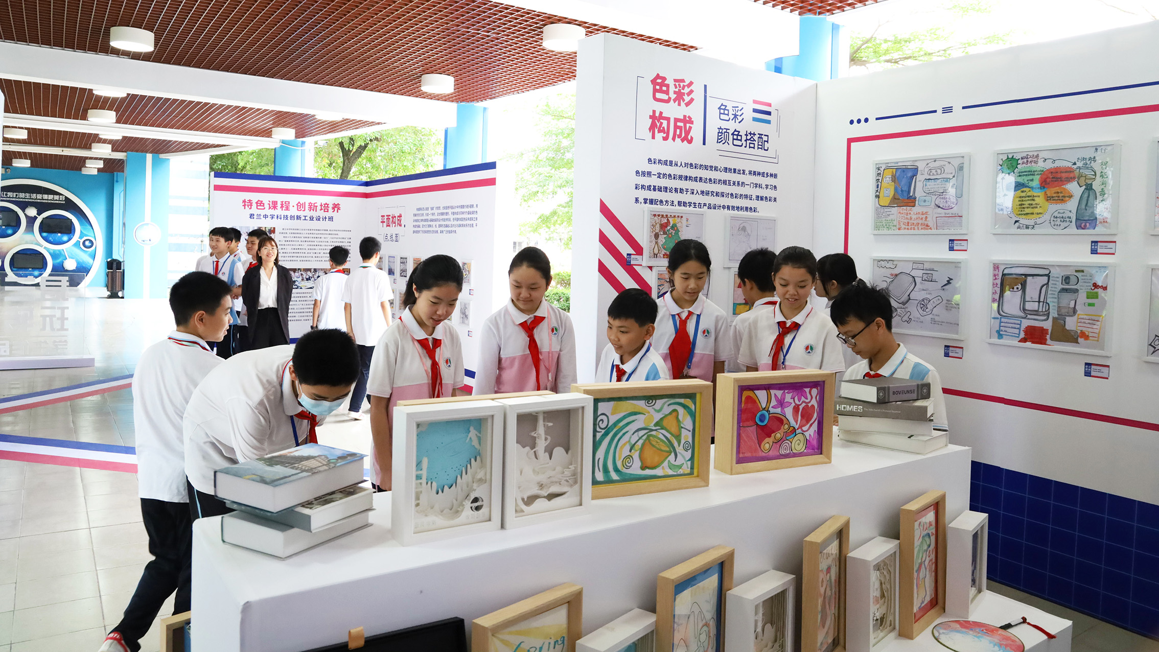 展示設計研學成果！創(chuàng)新設計作品企劃展在君蘭中學掀起熱潮