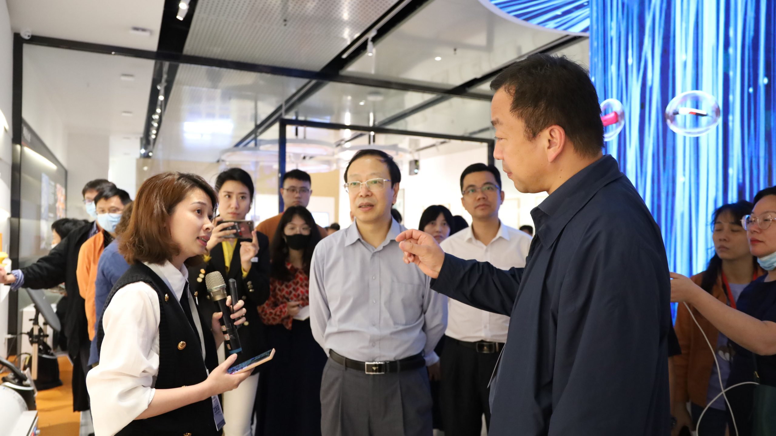 百家媒體看設計 | “大灣區(qū) 大未來”主題宣傳活動走進設計城