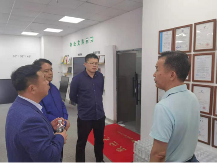 濟寧經(jīng)開區(qū)、市教育局領(lǐng)導(dǎo)一行赴深圳開展專題招商