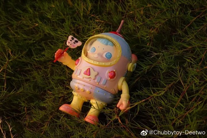 潮流玩具爆火的背后：設(shè)計(jì)師們的天堂！