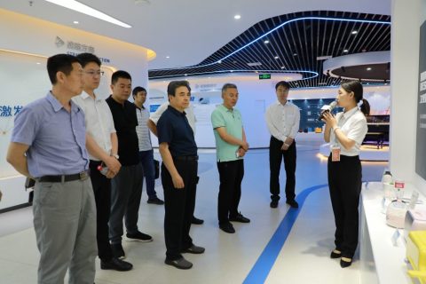 鶴壁市政協(xié)考察團一行蒞臨中原工業(yè)設(shè)計城參觀調(diào)研