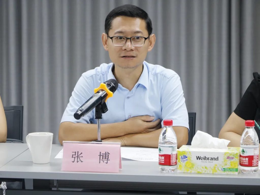 產(chǎn)業(yè)、行業(yè)現(xiàn)狀及發(fā)展趨勢調(diào)研研討會暨就業(yè)實(shí)習(xí)基地簽約儀式圓滿落幕