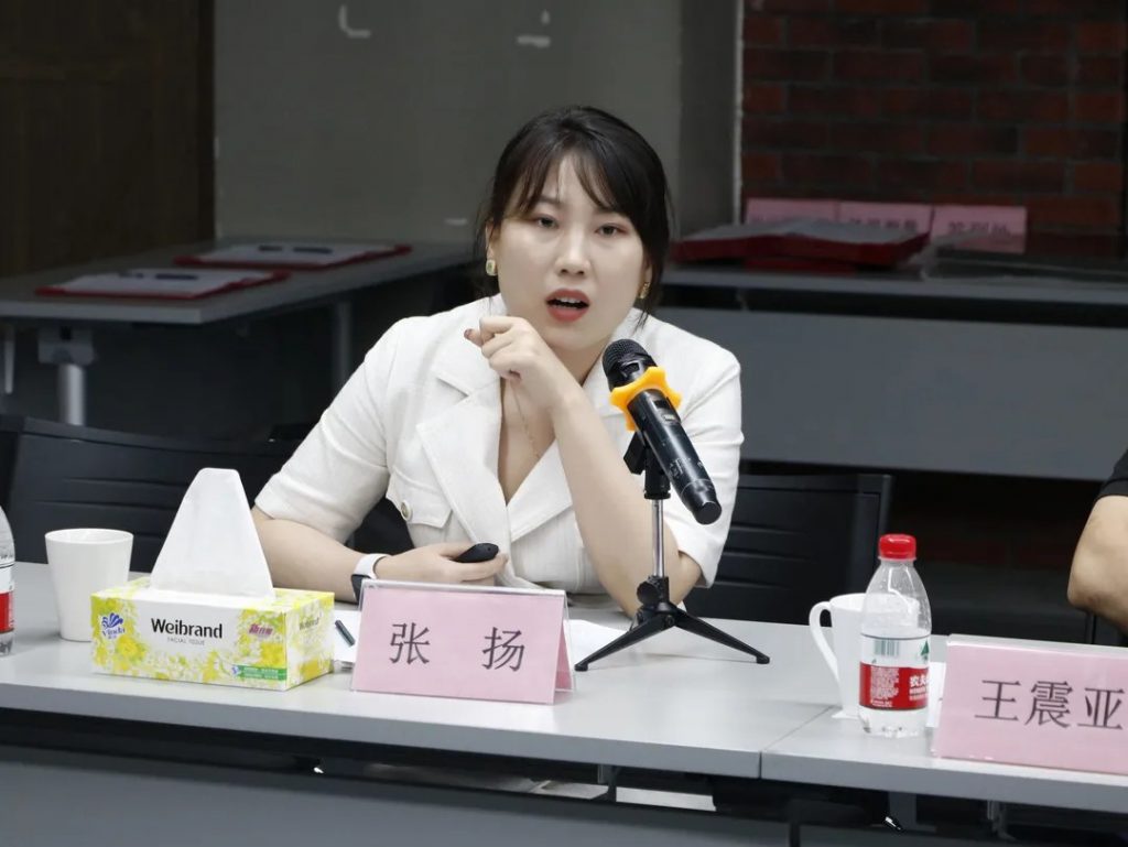 產(chǎn)業(yè)、行業(yè)現(xiàn)狀及發(fā)展趨勢調(diào)研研討會暨就業(yè)實(shí)習(xí)基地簽約儀式圓滿落幕