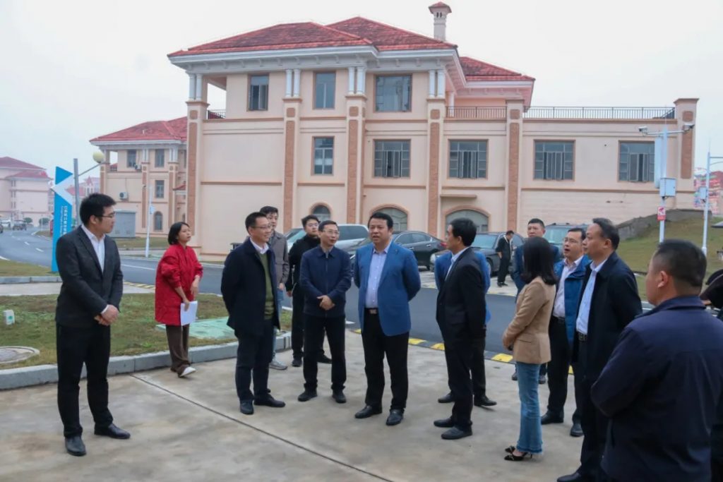 江西省文旅廳副廳長(zhǎng)陳曉平一行調(diào)研江西工業(yè)設(shè)計(jì)小鎮(zhèn)，他指出…