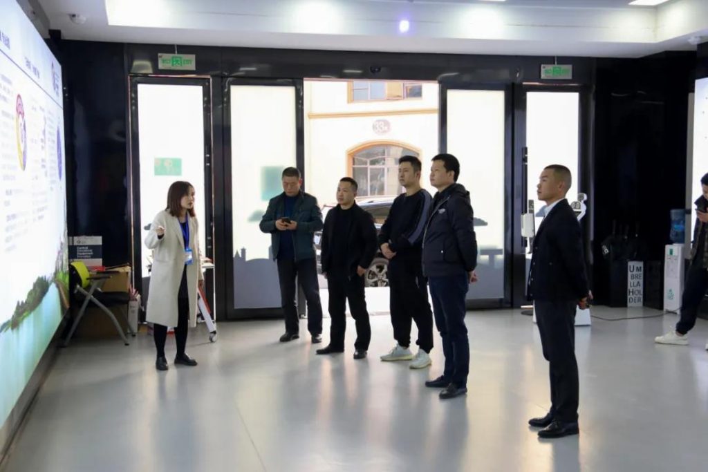 樟樹市、豐城市新階層聯(lián)誼在設計小鎮(zhèn)開展
