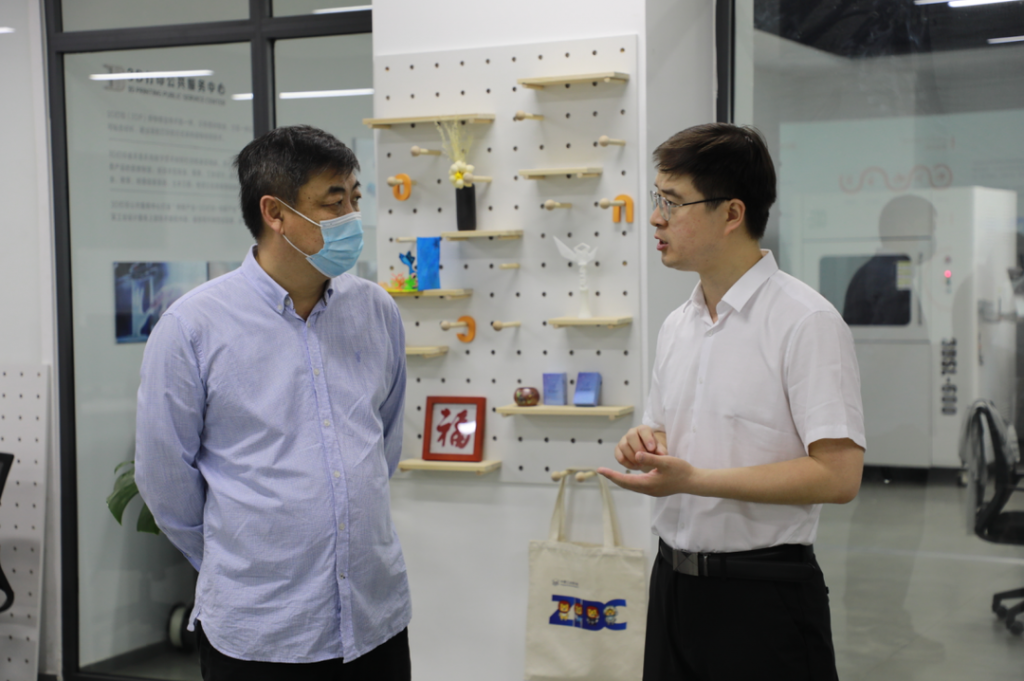 焦作市科協(xié)副主席李峰一行，蒞臨設(shè)計(jì)城開展省科普教育基地調(diào)研工作