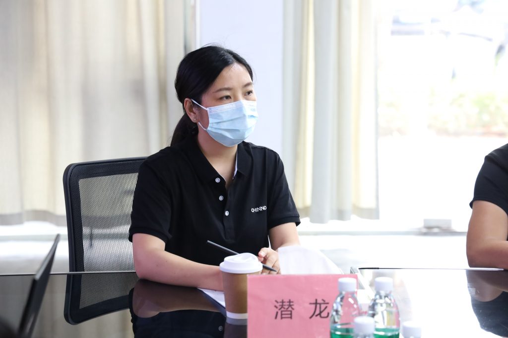 順德推動(dòng)工業(yè)設(shè)計(jì)產(chǎn)業(yè)集聚發(fā)展專(zhuān)題研討會(huì)在設(shè)計(jì)城完滿(mǎn)舉行