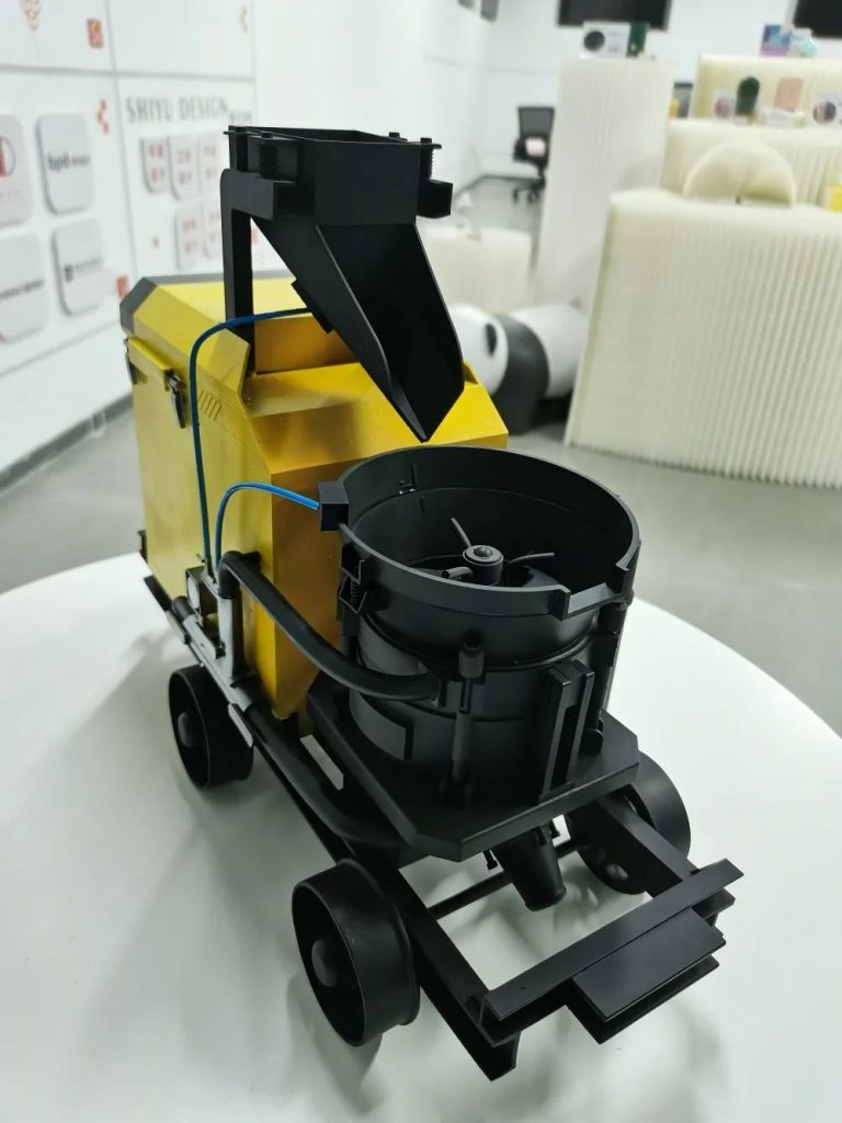 D打印公共服務(wù)中心助企發(fā)展，探索前沿科技"