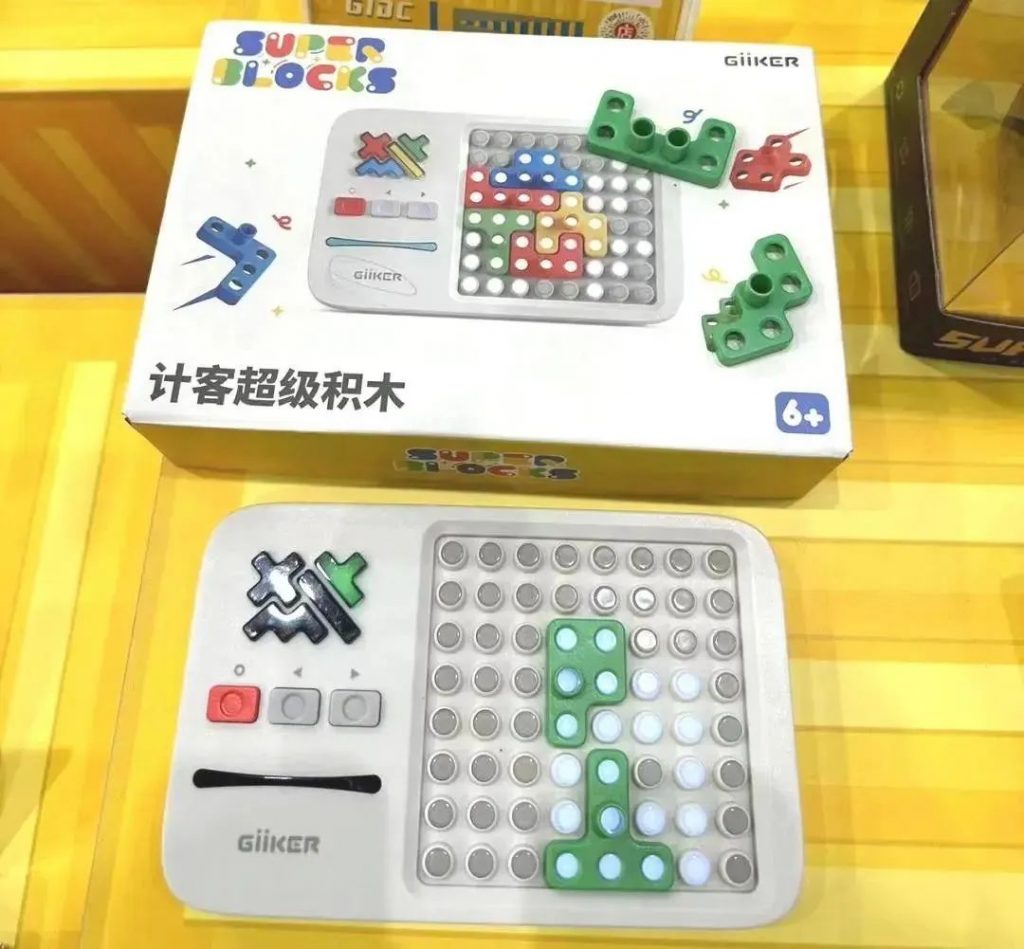 一起“箱”遇設(shè)計！設(shè)計城產(chǎn)品亮相佛山潭州陶瓷展