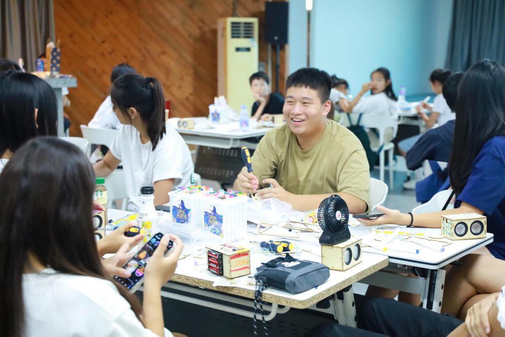 香港青年探尋設計城 共赴大灣區(qū)創(chuàng)新之旅