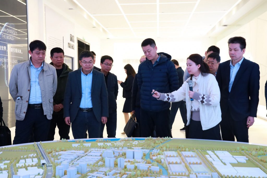 廣晟有色集團一行蒞臨設(shè)計城考察交流，共謀國企與民企協(xié)同發(fā)展