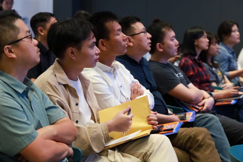 設(shè)計(jì)城舉行首場“AI+工業(yè)設(shè)計(jì)”技術(shù)培訓(xùn)