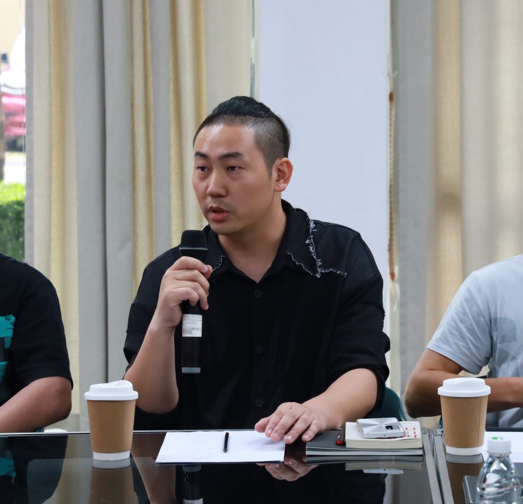 深佛企業(yè)代表共議“設計+科技”合作 加快形成新質(zhì)生產(chǎn)力