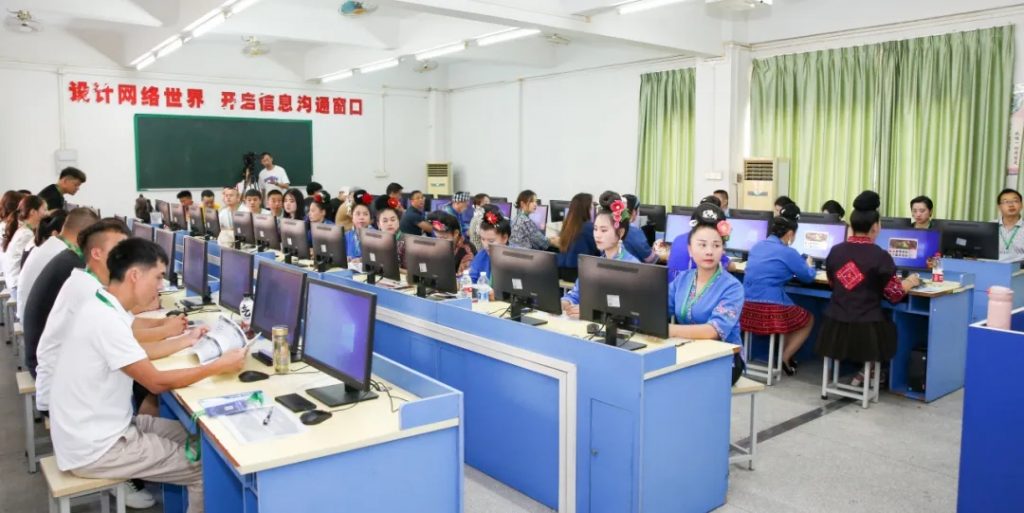 貴州黨政代表團(tuán)考察設(shè)計(jì)城，深化粵黔創(chuàng)新與人才合作
