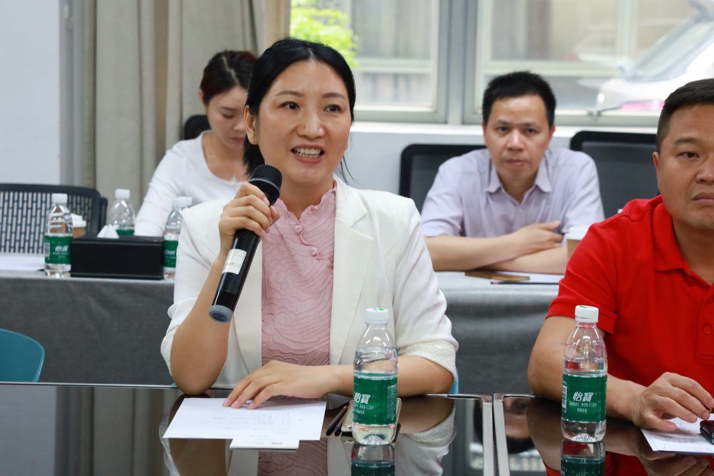深佛企業(yè)代表共議“設計+科技”合作 加快形成新質(zhì)生產(chǎn)力