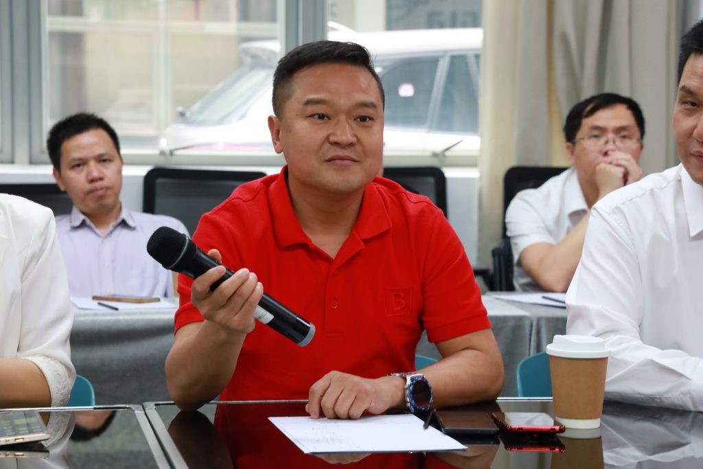 深佛企業(yè)代表共議“設計+科技”合作 加快形成新質(zhì)生產(chǎn)力