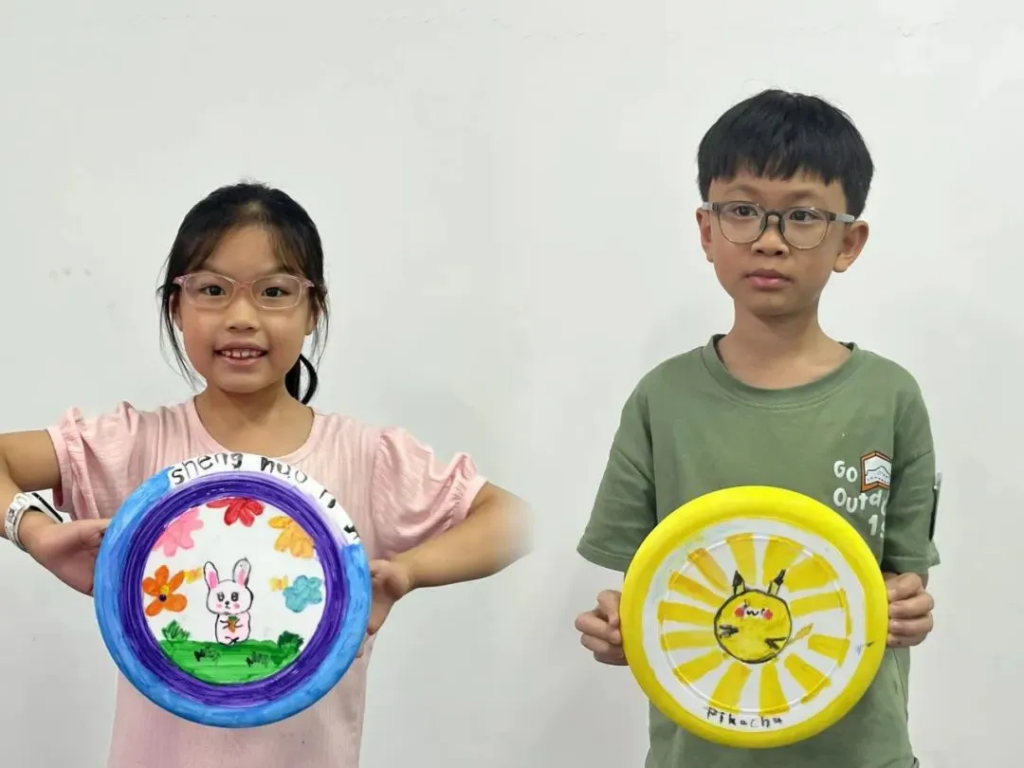 青春黨建+暑期托管，100名小小設(shè)計(jì)師玩轉(zhuǎn)“國(guó)潮學(xué)堂”！