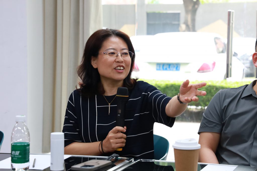 深佛企業(yè)代表共議“設計+科技”合作 加快形成新質(zhì)生產(chǎn)力