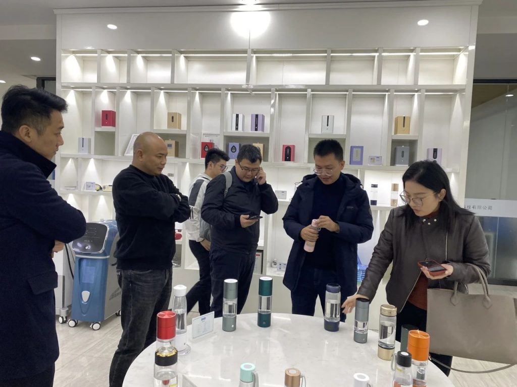 廣東工業(yè)設(shè)計(jì)城企業(yè)走進(jìn)產(chǎn)業(yè)集群·南海站，探尋設(shè)計(jì)智造新未來